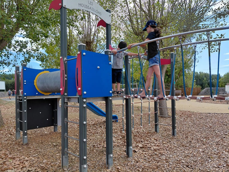 aire-jeux-enfants-espaces-detente-1